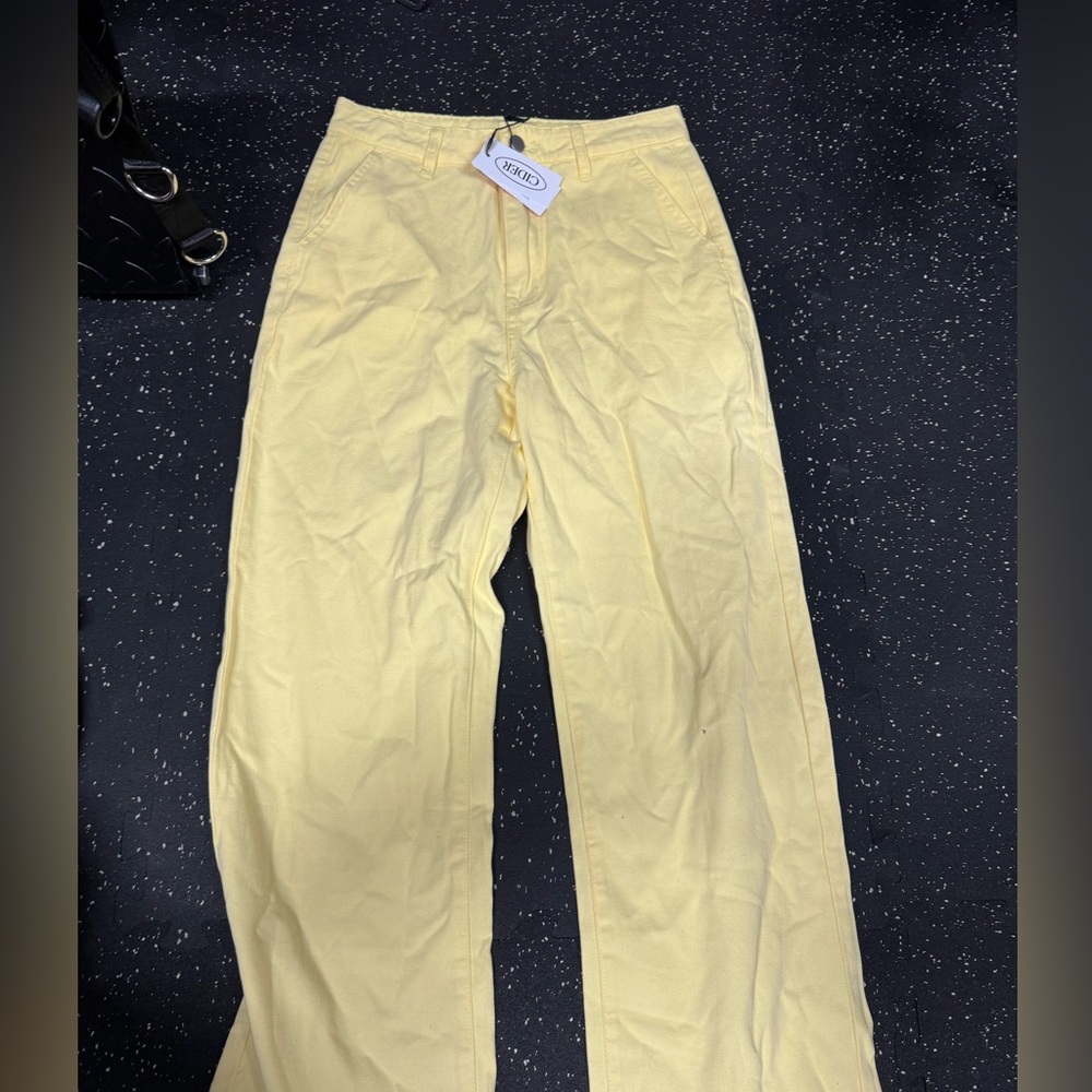 CIDER pale yellow jeans women’s size 24